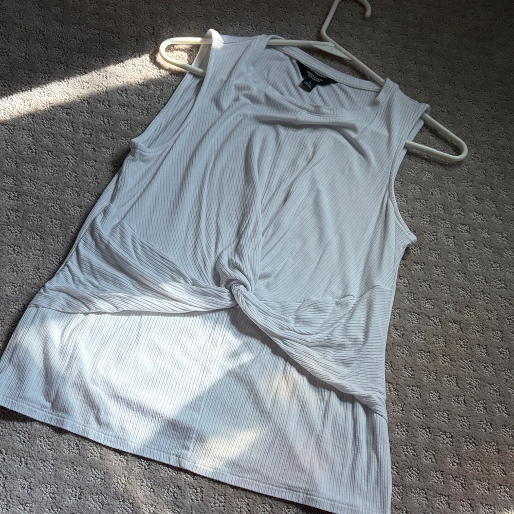 Simply Vera Vera Wang Light Gray Twist Front Tank Top